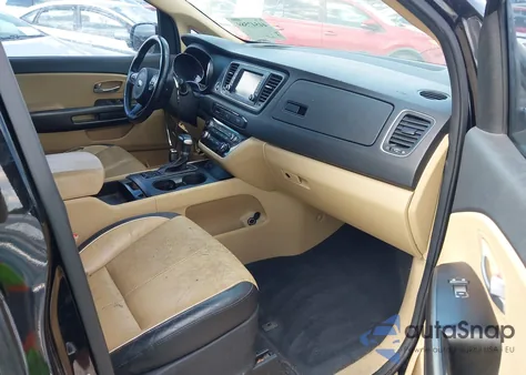 2018 Kia Sedona Lx из США, поврежденный, VIN KNDMB5C16J6379792